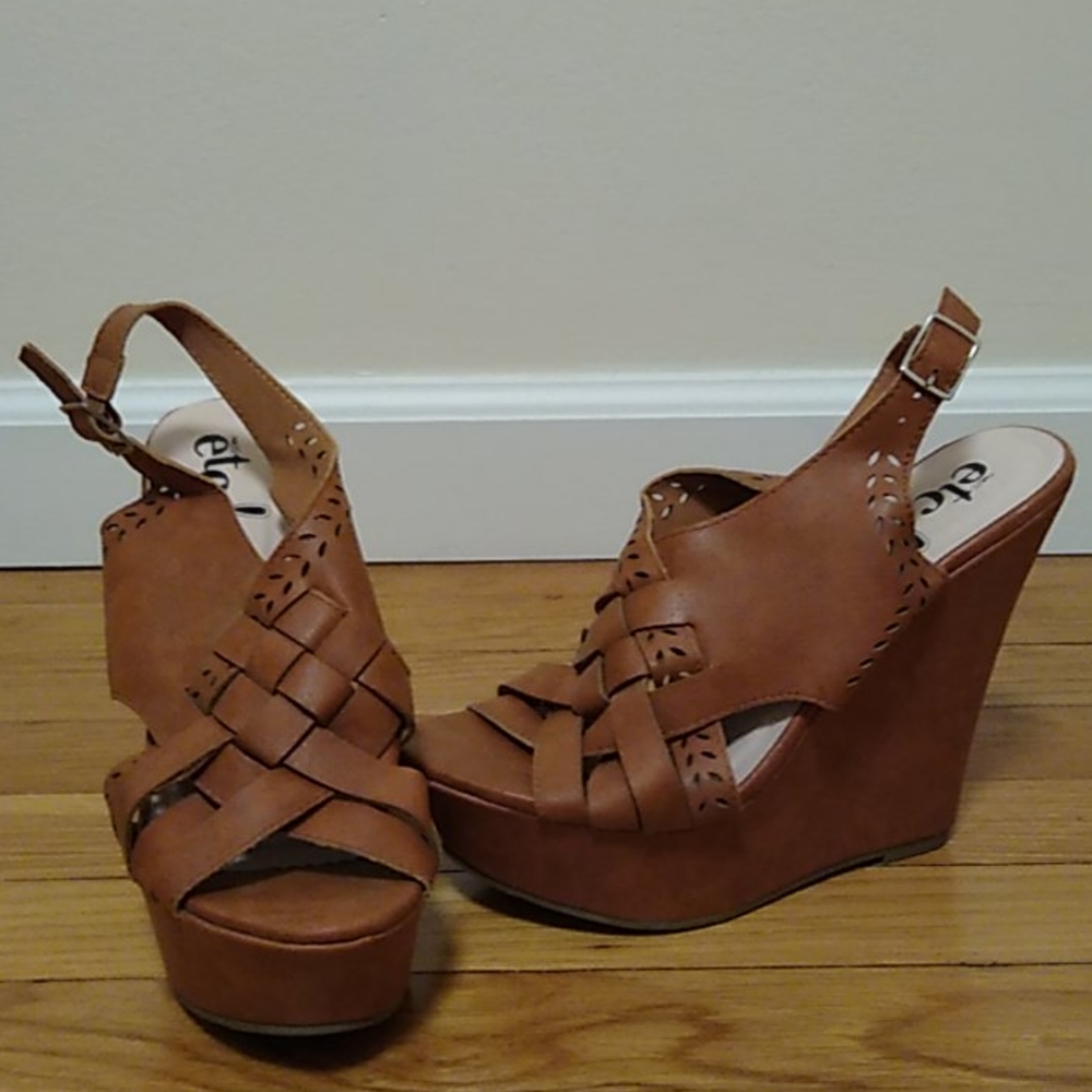 Open toe wedges